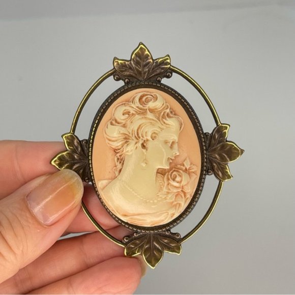 Large Lady Rose Antique Brass Style Cameo - Picture 5 of 9